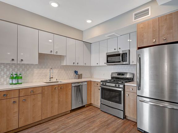 5th image of 1222 Harrison St #7502