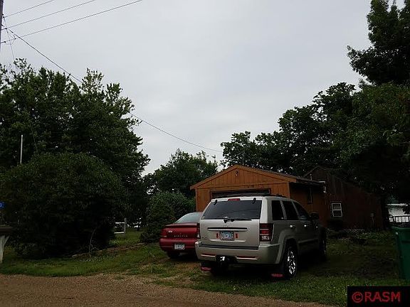 4th image of 46143 Jefferson Lake Dr