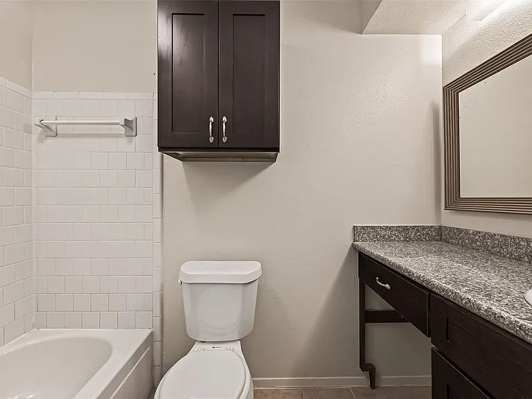 2714 S Brompton Dr — Photo 33