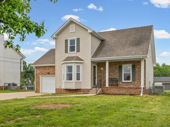 1250 Cobblestone Ln, Clarksville, TN 37042