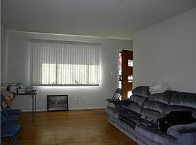 3rd image of 308 Redwood Dr