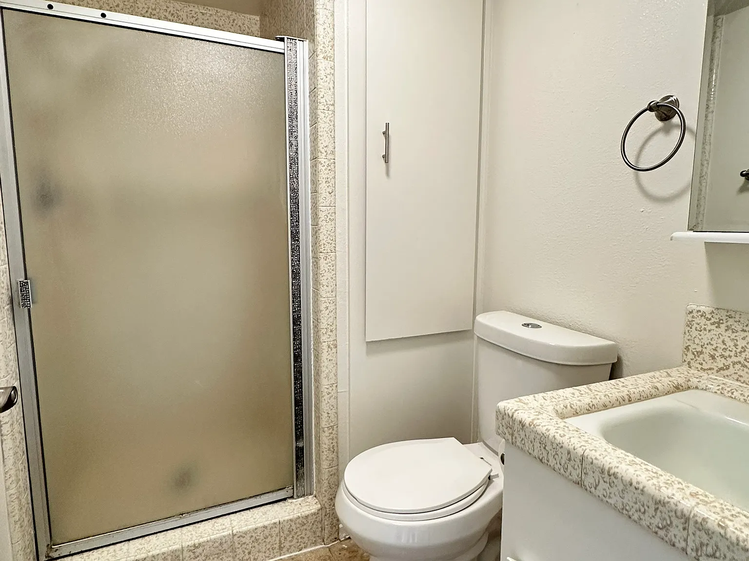 2 bed, $2,400 — Photo 2