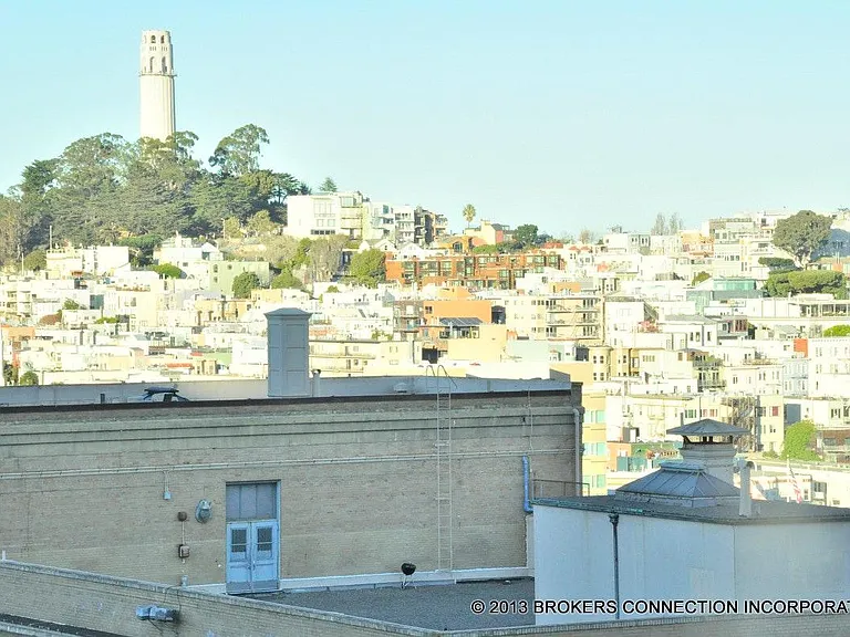 952 Powell St #14 — Photo 13