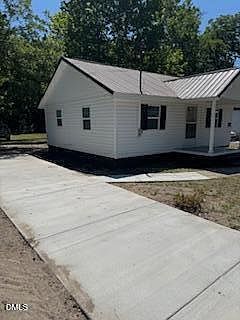 2nd image of 328 N Keith St