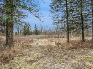 2532 Victoria Dr, Manitowoc, WI 54220