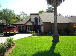 9810 Chiselhurst Dr, Houston, TX 77065