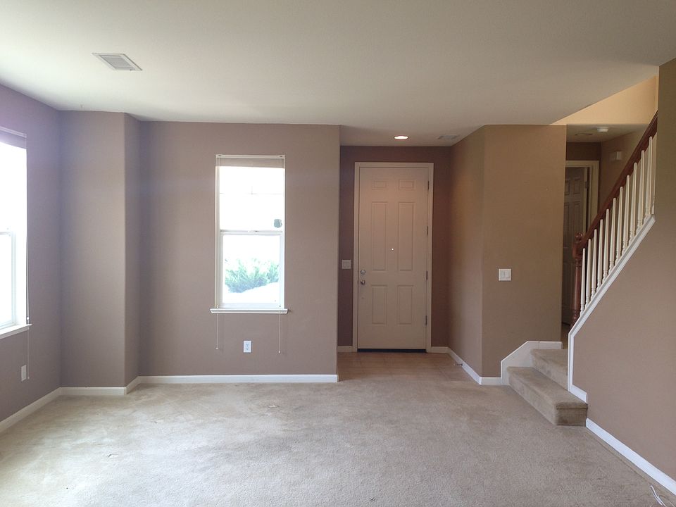 1st image of 6915 Sacred Cir