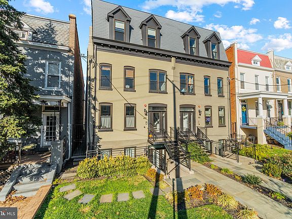3rd image of 417 Randolph St NW #2
