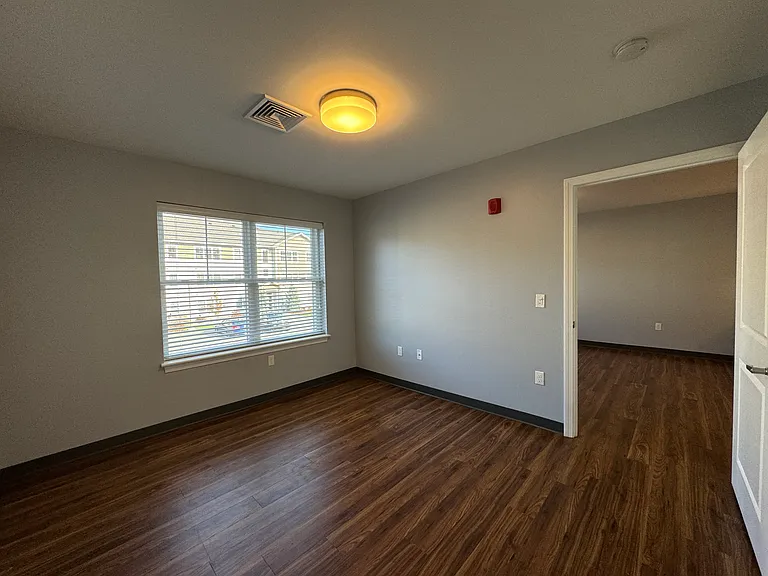 The Ridge at Eastern Trails Apartments — Photo 34