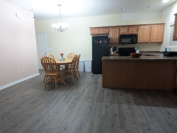 4th image of 394 E 600 S Unit B