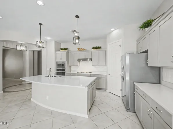 927 S SOHO Lane, Chandler, AZ 85225