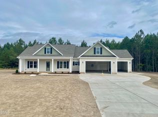 109 Rae Dr, Pikeville, NC 27863