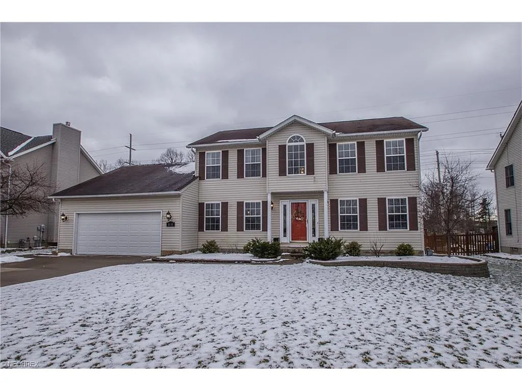 684 W Sturbridge Dr photo 1