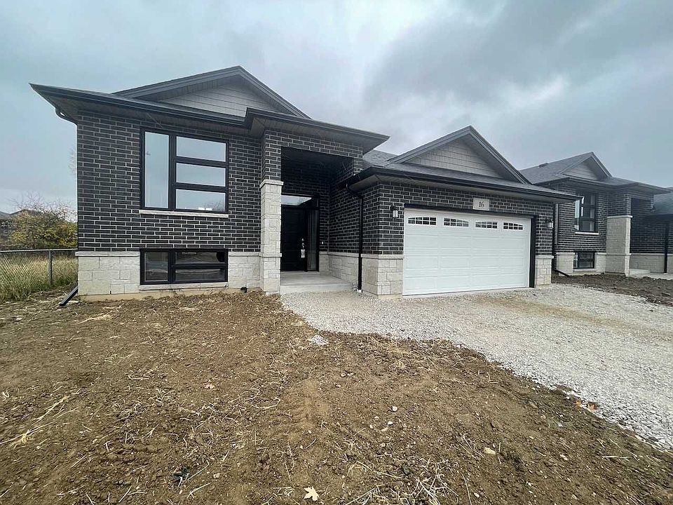 1st image of 16 Kingsbridge Dr