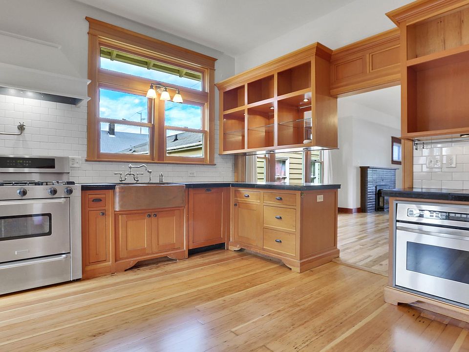 Kitchen Gas range oven, and electric baking oven