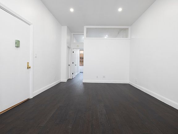 5th image of 237 W 72nd St APT 3F