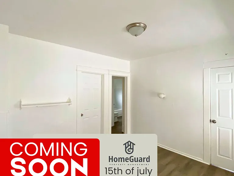 9522 Dunlap Ave — Photo 4
