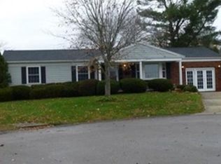 887 Pine Hill Dr, New Bedford, MA 02745