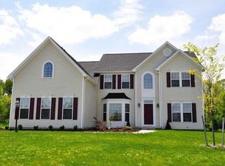 6599 Bradhurst St, Victor, NY 14564