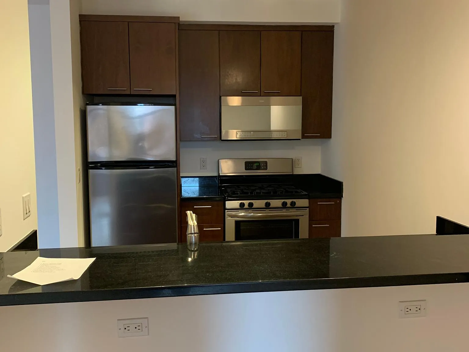 2 bed, $4,800 — Photo 1