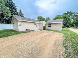 416 5th St S, Brookings, SD 57006