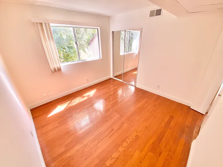 23401 Park Sorrento #58 — Photo 14