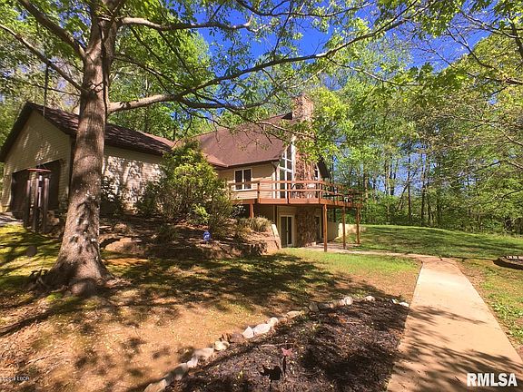 2nd image of 470 Fox Hollow Ln