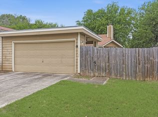 11739 Spring Clb, San Antonio, TX 78249