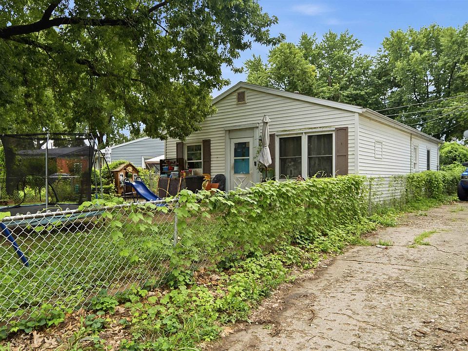1st image of 1606 Koch St