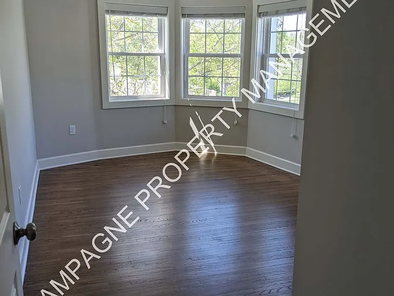 920 Ward Pkwy — Photo 20