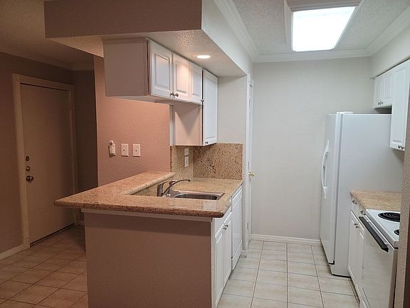 3rd image of 250 El Dorado Blvd APT 161