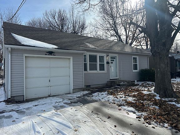 2nd image of 624 N Bond Ave