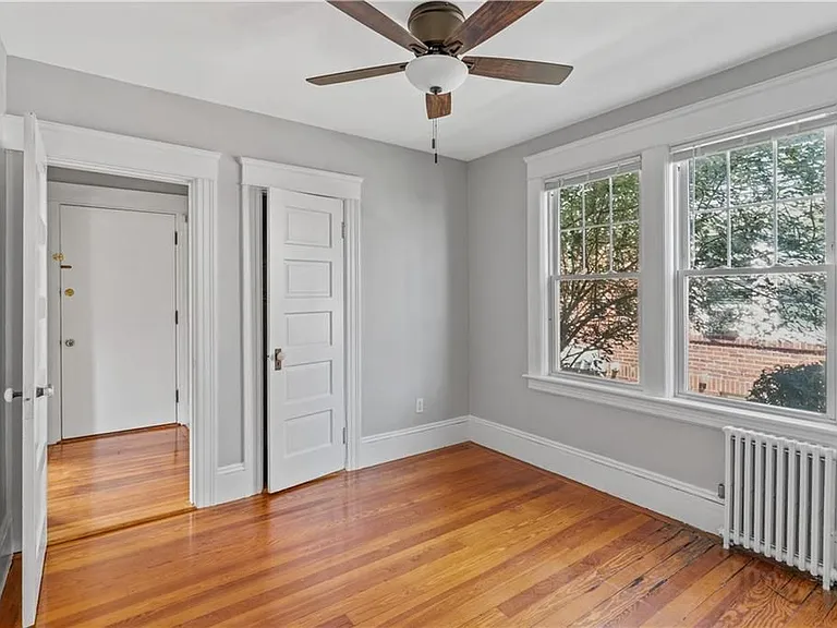 155 Irving Ave — Photo 15