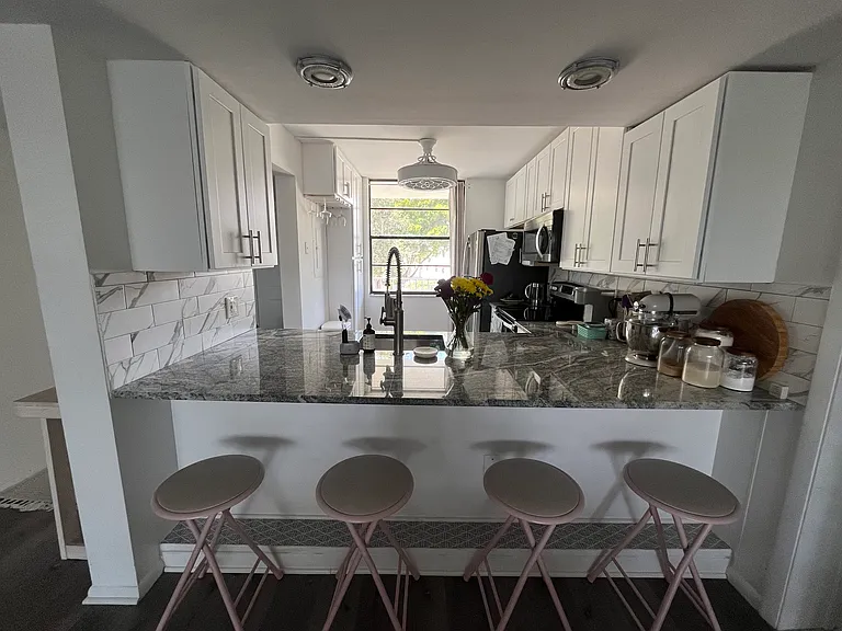3640 Whitehall Dr — Photo 39