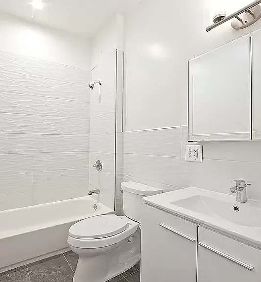 215 Butler St #2 — Photo 4