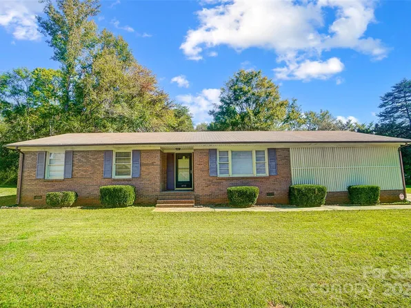 3712 Small Ave, Charlotte, NC 28269