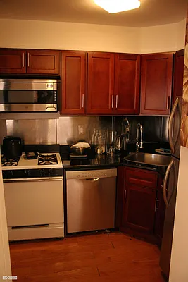 Rented by Citi Habitats | media 29