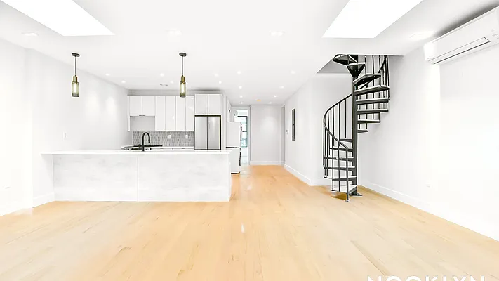 Rented by Nooklyn NYC LLC | media 7