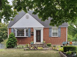 123 Bonnet Ln, Hatboro, PA 19040