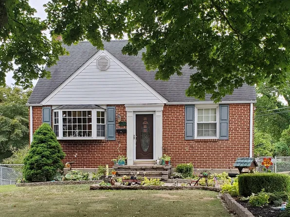 123 Bonnet Ln, Hatboro, PA 19040