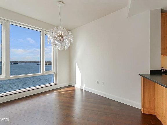 4th image of 70 Little West St APT 29E