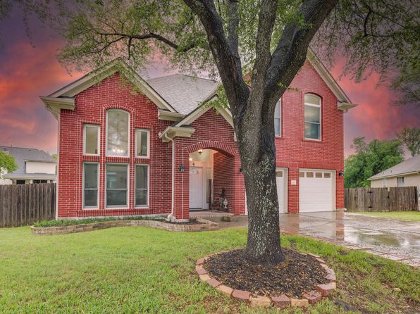 1207 Chinquapin Ct