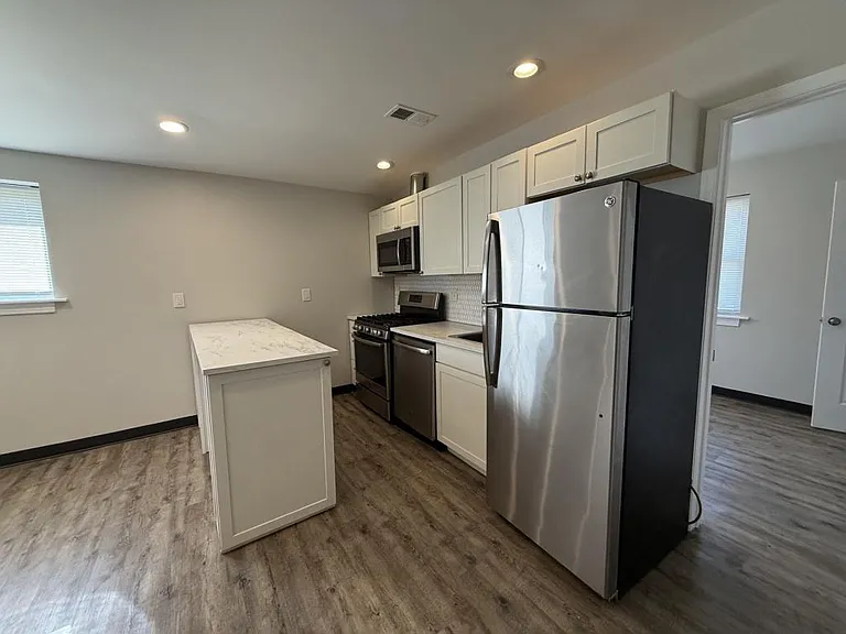 6189 Northwood Dr #2 — Photo 6