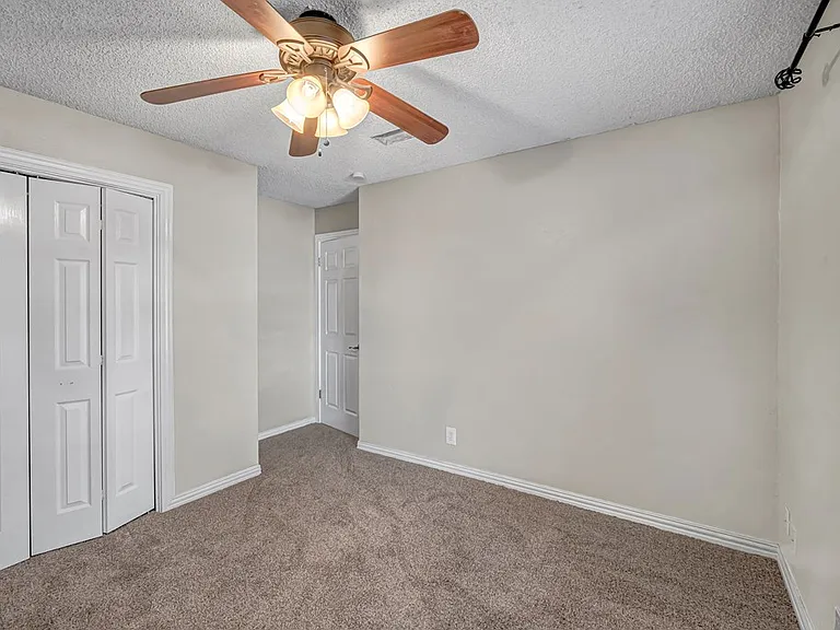 4202 Merrill Dr — Photo 26