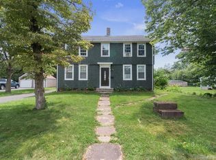 22 Pleasant St, Cromwell, CT 06416