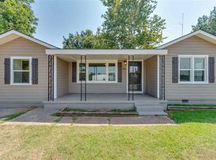 604 W Cheyenne St, Marlow, OK 73055