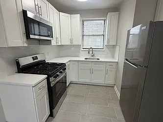 67 Brinkerhoff Street, #4BB