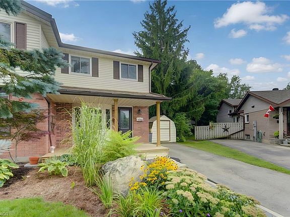 4th image of 309 B Mayview Cres
