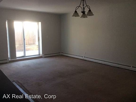 3rd image of 208 Truman Ave #1