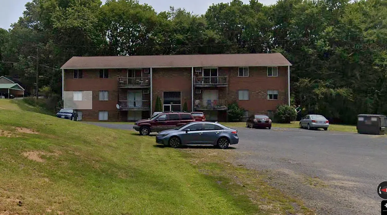 2 bed, 750 sqft, $800 — Photo 1